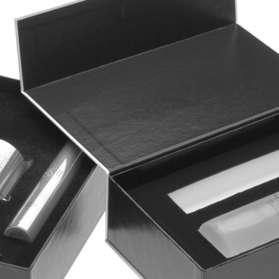 Sk-ii-makeup-gold-foil-stamp